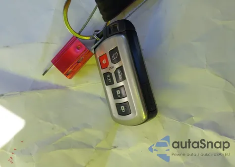 2017 Toyota Sienna Xle 8 Passenger z USA, uszkodzony, nr VIN 5TDYZ3DC3HS797383